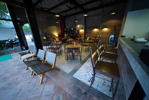 Easy Surf Camp Hotel in Kuta