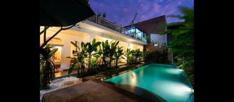 Mahayana Guest House Bed and Breakfast in Kediri