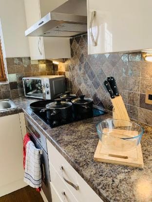 Ossett-Wakefield Free Parking & Wi-Fi - Long stays Vacation rental in Dewsbury