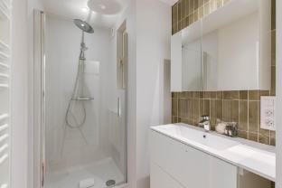 Huswell - Modern family flat steps from the sea Apartment in Knokke-Heist