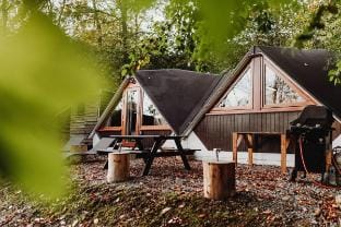 Cottage with a hot tub - In The Woods Vacation rental in Wallonia, Belgium