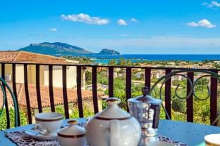 Patty's House holiday house and wonderful sea view Vacation rental in Pittulongu