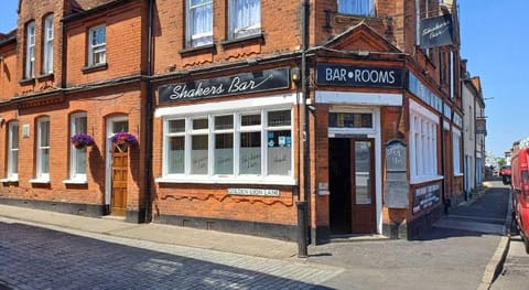 Shakers Inn Hotel in Tendring District