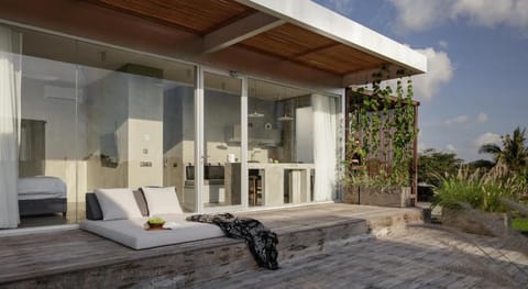 Unit Space Village Hotel in Kediri