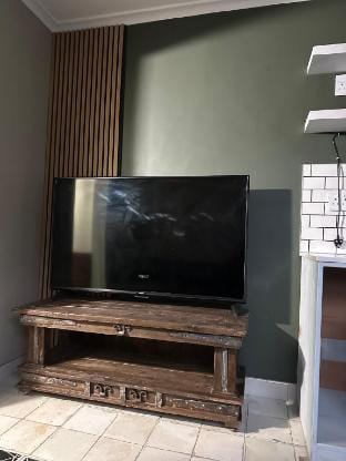 Windsor Flatlet in Kuilsriver(Camelot) Vacation rental in Cape Town