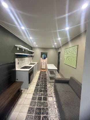 Windsor Flatlet in Kuilsriver(Camelot) Vacation rental in Cape Town