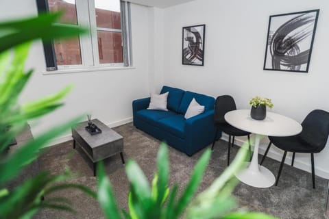 Thornhill House Apartments by VICHY Apartment in Wakefield