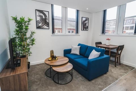 Thornhill House Apartments by VICHY Apartment in Wakefield