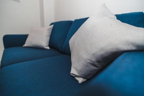 Thornhill House Apartments by VICHY Apartment in Wakefield