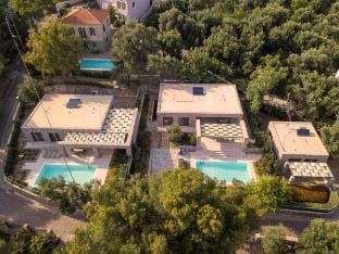 Ouzo Stone House2 with Private Pool Villa in İzmir Province