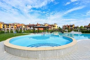 Olive Escape Residence Apartment in Sirmione