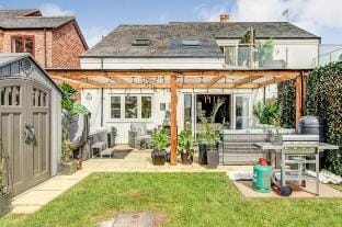 Highest Point in Chester: Hot Tub and Parking Vacation rental in Chester