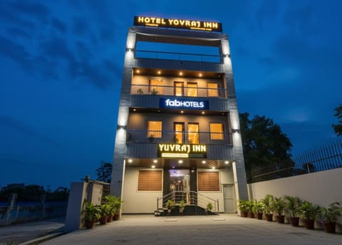 FabHotel Yuvraj Inn, Mansarovar Hotel in Jaipur