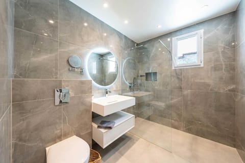 Sumptuous villa - AC- 6BR- 12P- Cannes Apartment in Cannes