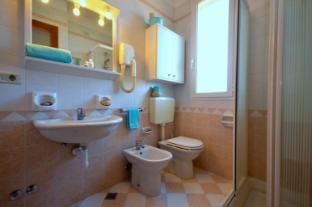 All-Comforts Vacation Rental in Poolside Complex Apartment in Bibione