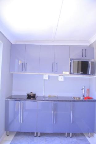 UFC Guesthouse Bellville Vacation rental in Cape Town