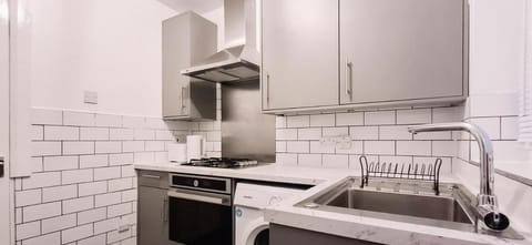 *Charming 3-Bedroom Home* Near NEC, BHX, Bullring Vacation rental in Metropolitan Borough of Solihull