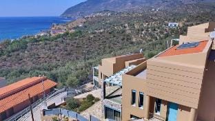 Ouzo Panoramic House 1A (2BR with private pool) Villa in İzmir Province