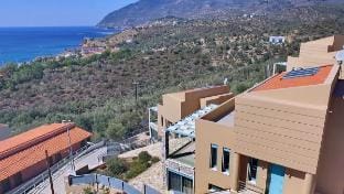Ouzo Panoramic House 1B (3BR with  private pool) Villa in İzmir Province