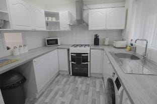 3Bed Central Flat - free parking Vacation rental in Royal Leamington Spa