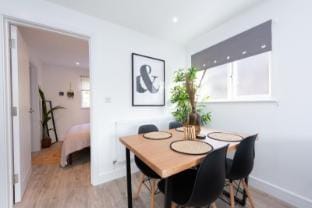 Bridge House | 1-Bed with Sofabed Apartment in Stratford-upon-Avon