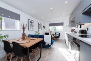 Bridge House | 1-Bed with Sofabed Apartment in Stratford-upon-Avon