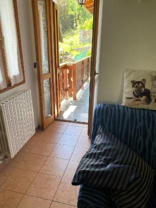 Magnificent apartment with garden in Chalet Vacation rental in Chiesa In Valmalenco