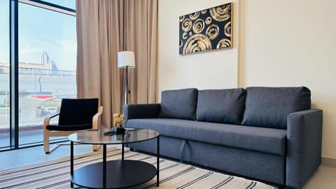 Belvilla Luxe at Concord tower with Pool & Gym near JLT Hotel in Dubai