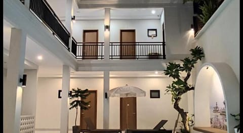 Echo Breeze Canggu Bed and Breakfast in North Kuta