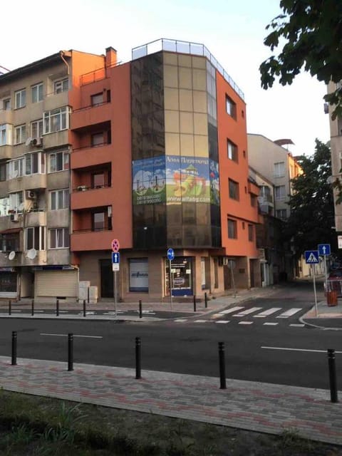 5-Varna Ultimate Vacation Station Apartment in Varna