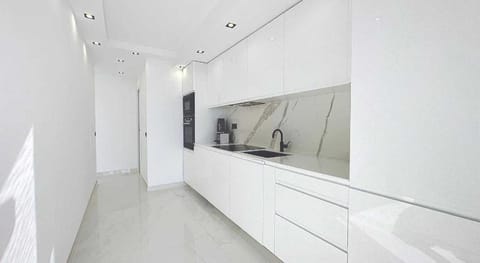 Modern apartment - AC-1BR- 4P - Mandelieu Hotel in Mandelieu-La Napoule