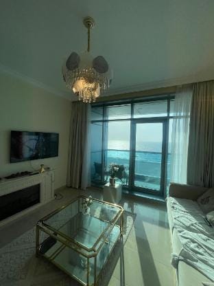 Beach view apt pool access Vacation rental in Ajman