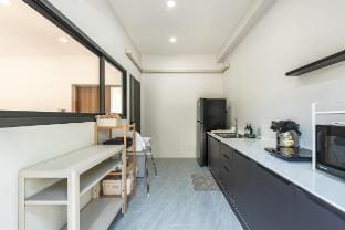 Cozy vacation home I 15mins Ao Nang I Center Krabi Vacation rental in Krabi Changwat