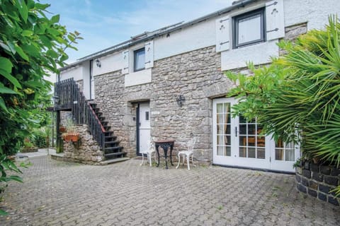 The Stable - One Bedroom Apartment - St Florence Vacation rental in Saint Florence