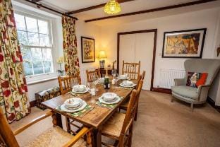 Hall House  3 Bedroom House St Florence Vacation rental in Saint Florence