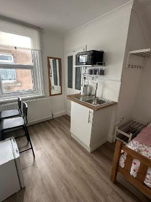 Comfortable Ensuite with Private Bathroom Vacation rental in Blackpool