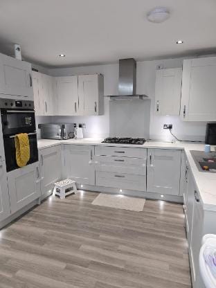 A spacious double room in a lovely home. Vacation rental in Wakefield