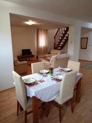 103 - Large 2 bed apartment Apartment in Bansko