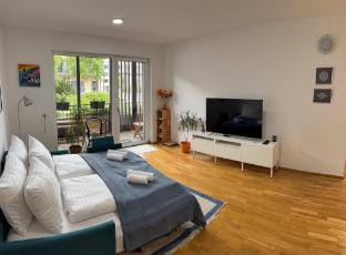 Sunrise Den Bled Apartment     Where Mornings Shine Apartment in Bled