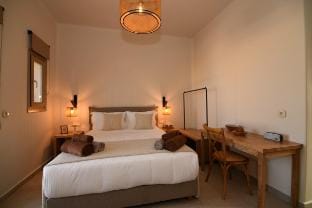 Villa Leora with pool by Arivia Villas Villa in Mesaria