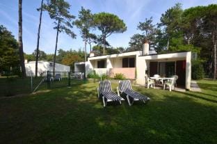 Beautiful Holiday Apartment with Fenced Outdoor Space Apartment in Bibione