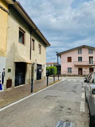 Relax between the lake and vineyards Vacation rental in Province of Brescia