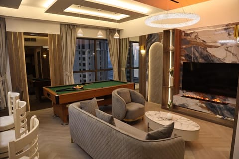 Highend Luxury Bahar Stay Hotel in Dubai