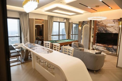 Highend Luxury Bahar Stay Hotel in Dubai