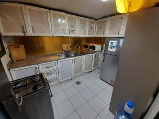 Master room near Abu Dhabi mall Vacation rental in Abu Dhabi