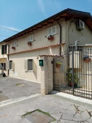 Casa al mare  Vacation rental in Province of Massa and Carrara