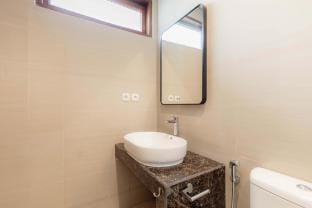 Villa Bluete Villa in Kediri