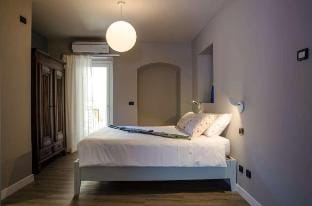 Chocolat Relais et Maisons - L'Escale Apartment in Omegna