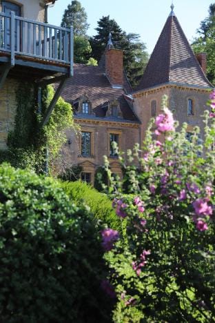 Les chambres d'Hôtes du Château de Vaulx Country House in Bourgogne-Franche-Comté