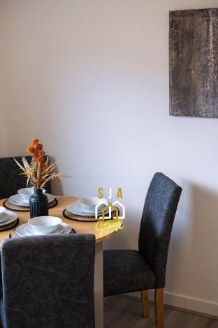 Forrest Road Stay - SJA Stays - Modern 2 Bed Apartment Apartment in Aberdeen